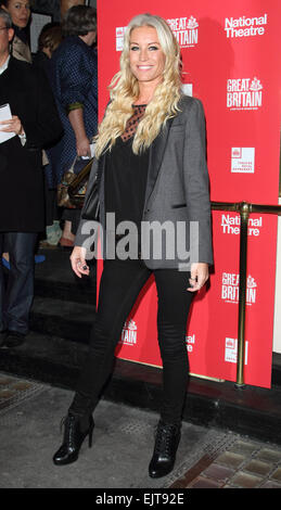 L'apertura del teatro nazionale della produzione del "Gran Bretagna" presso il Teatro Royal Haymarket - Arrivi con: Denise van Outen dove: Londra, Regno Unito quando: 26 Set 2014 Foto Stock