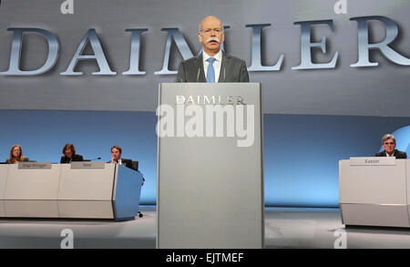 Berlino, Germania. 1 Aprile, 2015. Presidente della Daimler Dieter Zetsche parla al Daimer assemblea generale a Berlino, Germania, 01 aprile 2015. Foto: WOLFGANG KUMM/dpa/Alamy Live News Foto Stock