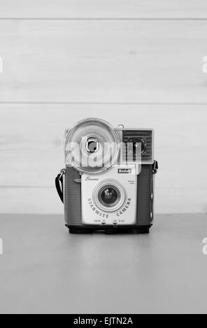 Un vintage kodak brownie starmite fotocamera a pellicola. Foto Stock