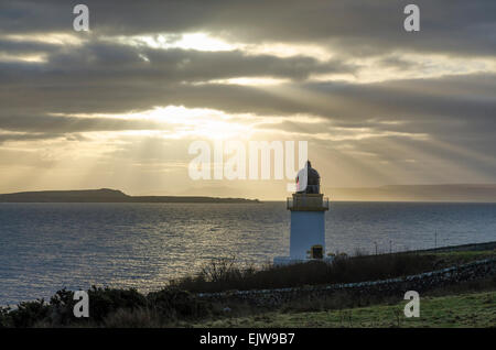 Port charlotte lighthouse loch indaal Tramonto Tramonto Foto Stock