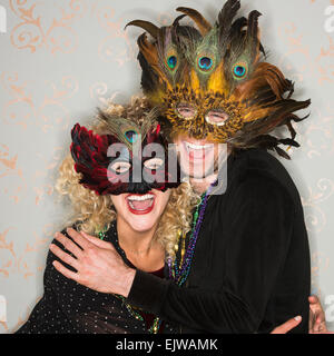 Ritratto di giovane indossando costumi di vacanza Foto Stock