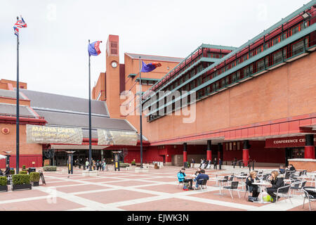 La British Library di Londra, Inghilterra, Regno Unito Foto Stock