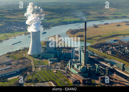 Walsum power plant con torre di raffreddamento e nuvole di fumo, STEAG power plant VI, Duisburg-Walsum, carbone vegetale, Duisburg Foto Stock