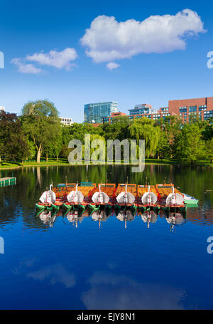 Boston Common Public Garden Swan barche in Massachusetts, STATI UNITI D'AMERICA Foto Stock