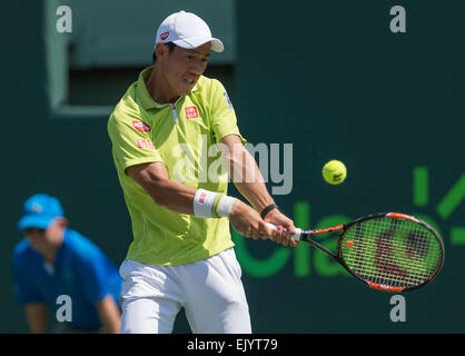 Key Biscayne, Florida, Stati Uniti d'America. 02Apr, 2015. Kei Nishikori (JPN)viene sconvolto come egli perde 6-4 6-3 a John Isner (USA) al 2015 Miami apre al Crandon Centro Tennis di Key Biscayne Florida. Credito: Azione Sport Plus/Alamy Live News Foto Stock