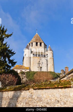 Mantenere la medievale torre di Cesare (circa XII c.), un punto di riferimento ed emblema della città di Provins, Francia. Patrimonio mondiale dell UNESCO Foto Stock