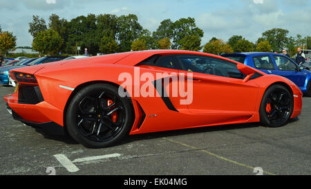 Orange Lamborghini Aventador Coupe Foto Stock