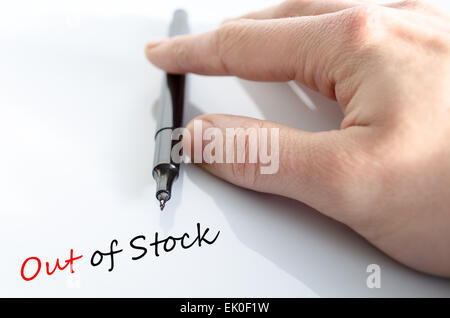 Penna in mano isolate su sfondo bianco e il testo fuori stock Foto Stock