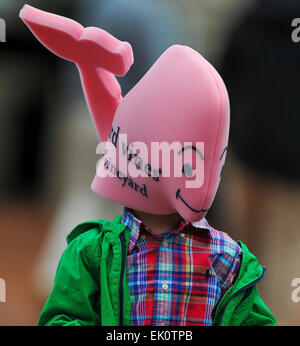 Lexington, KY, Stati Uniti d'America. 3 apr, 2015. Aprile 3, 2015:Scene intorno alla pista in apertura di giornata di primavera si incontrano su pali di Bluegrass Weekend a Keeneland Race Course in Lexington, Kentucky. Scott Serio/CSM/Alamy Live News Foto Stock