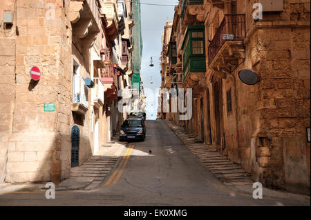 La Valletta, Malta, mediterraneo, calcare, vecchio, storici, architettura, balcone maltese, Capitol, edifici, Patrimonio Mondiale Foto Stock