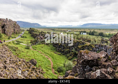 Affacciato Thingvellir National Park in Islanda Foto Stock