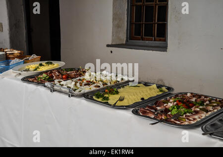Dopo il matrimonio cerimonia party party all'aperto, alimentare la reception Foto Stock