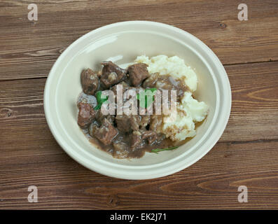 Hachee - Olandese Manzo & cipolla stufata. tradizionale stufato olandese sulla base di carne tagliata a dadini, pesce o pollame e verdure. Foto Stock