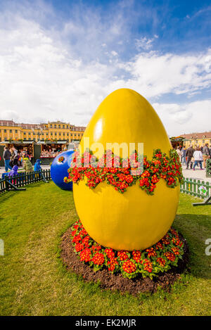 Vienna, il Castello di Schoenbrunn, mercato di Pasqua, Ostermarkt, Austria, 13. distretto, Schoenbrunn Foto Stock