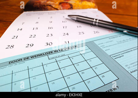 Belga fiamminga C3una disoccupazione scheda di controllo per i disoccupati in Belgio e calendario Foto Stock