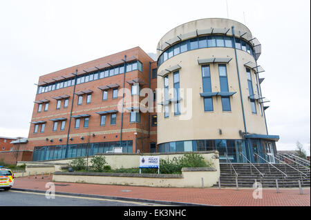 Colpo esterno della Baia di Cardiff la stazione di polizia del Galles, UK. Foto Stock
