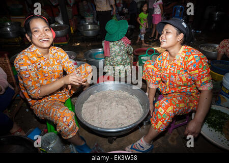 Coperto Mercato Centrale in Kampot, Cambogia - Asia. Foto Stock