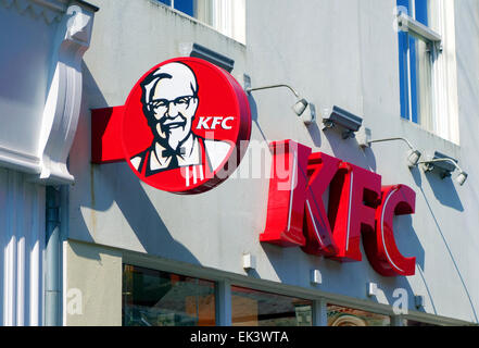 Segno KFC & logo Foto Stock