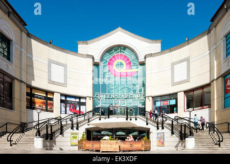 Queens Arcade, Cardiff, Galles, UK. Foto Stock