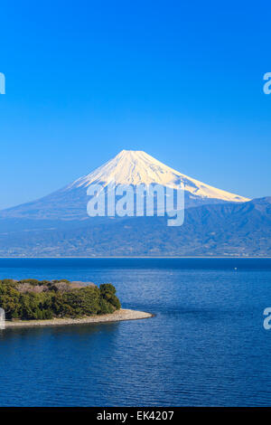 Cape Osezaki e Mt. Fuji visto da Nishiizu, Shizuoka, Giappone Foto Stock