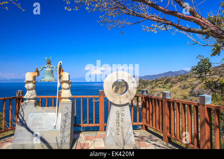 Mt. Fuji vista dall'amante di Cape, Shizuoka, Giappone Foto Stock