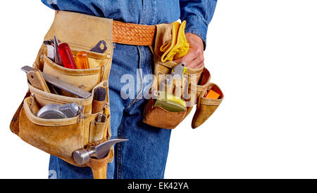 Imprenditore uomo Con Carpenter Toolbelt e guanti isolati su sfondo bianco Foto Stock