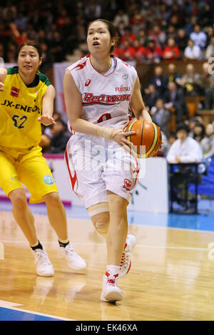 Moeko Nagaoka (RedWave), Aprile 5, 2015 - Basket : WJBL 2014-2015 W League Play-off finale tra JX-ENEOS Girasoli 60-56 FUJITSU onda rossa a seconda palestra di Yoyogi, Tokyo, Giappone. © Giovanni Osada AFLO/sport/Alamy Live News Foto Stock