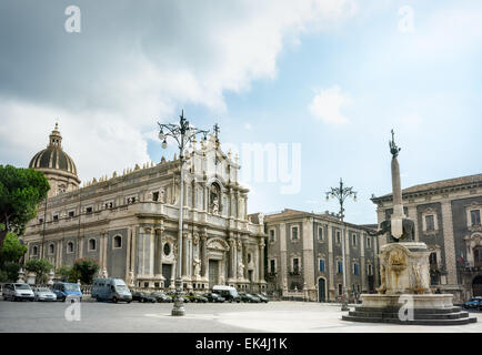 Cattedrale di Sant'Agata. Piazza Duomo, Catania, Sicilia, Italia Foto Stock