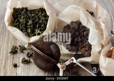 Latte, Oolong tè nero, puerh Foto Stock