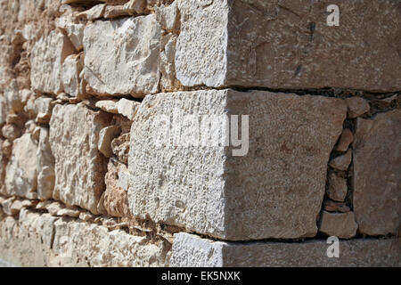 L'Italia, sicilia, campagna, tipico fatto a mano siciliana di muro di pietra Foto Stock