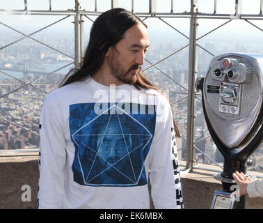 Grammy-designato il produttore e DJ Steve Aoki all'Empire State Building per il rilascio del suo nuovo album 'Neon futuro I' dotata di: Steve Aoki dove: la città di New York, New York, Stati Uniti quando: 03 Ott 2014 Foto Stock