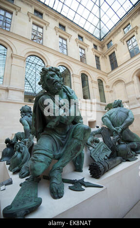 Quattro prigionieri (Quattro nazioni sconfitta) nel Museo del Louvre (Musee du Louvre a Parigi, Francia Europa UE Foto Stock