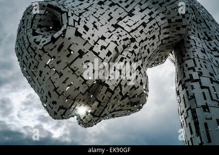 Dalla Bocca del Cavallo, Kelpie close up, Helix Park, Falkirk, Scotland, Regno Unito Foto Stock