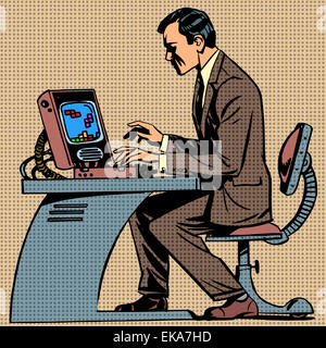 Il vecchio uomo gioca un gioco per computer pop arte fumetti ret Foto Stock