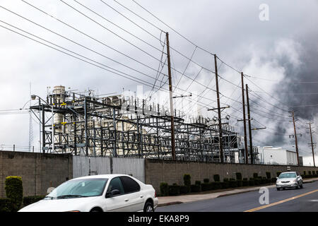 Il modesto distretti di irrigazione bosco di generazione di potenza dalla stazione di Modesto California Foto Stock