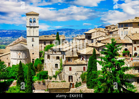 Vista di Assisi medievale. Umbria Italia Foto Stock