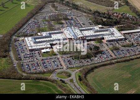 Vista aerea di York Designer Outlet (McArthur Glen) vicino a York, Regno Unito Foto Stock