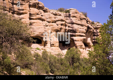 Gila Cliff Dwellings National Monument, Gila National Forest, NM, Stati Uniti d'America Foto Stock