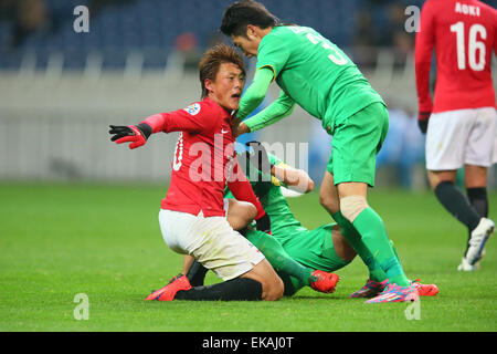 Saitama, Giappone. 8 apr, 2015. Tadanari Lee (rossi) Calcio/Calcetto : 2015 AFC Champions League gruppo G match tra Urawa Reds 1-1 Guoan Pechino a Saitama Stadium 2002 a Saitama, Giappone . © YUTAKA AFLO/sport/Alamy Live News Foto Stock