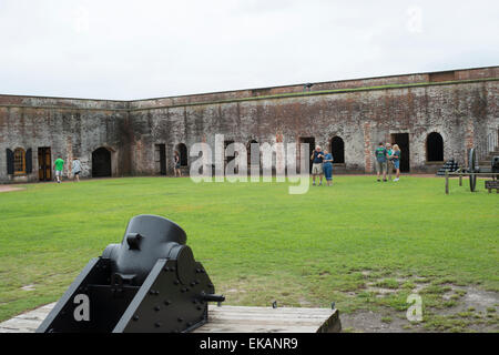 Fort Macon,disegnato da Brig. Gen. Simon Bernard & progettato da Robert E. Lee, parata a terra e di mortaio Foto Stock