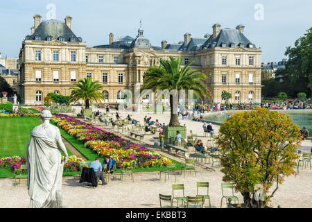 Lussemburgo Il palazzo e i giardini, Parigi, Francia, Europa Foto Stock