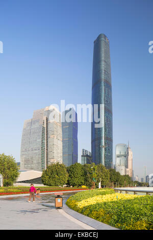 Centro finanziario internazionale e grattacieli di Zhujiang New Town, Tian He, Guangzhou, Guangdong, Cina e Asia Foto Stock