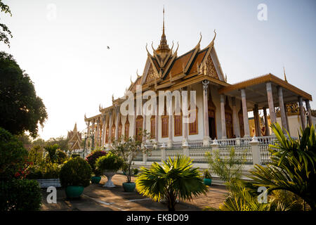 La Pagoda d'argento, Palazzo Reale di Phnom Penh, Cambogia, Indocina, Asia sud-orientale, Asia Foto Stock