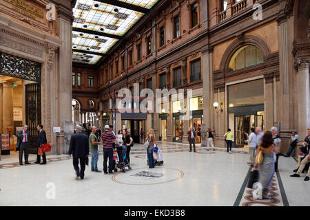 Italia Roma Galleria Alberto Sordi Foto Stock