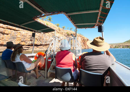 Crociera in Chamberlain Gorge, El Questro Wilderness Park, Kimberley, Western Australia, WA, Australia Foto Stock