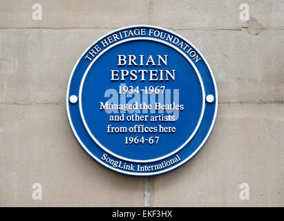 Londra, Inghilterra, Regno Unito. Blu Commemorative Plaque: Brian Epstein, 1934 - 1967,... Argyll Street, 5-6, Sutherland House Foto Stock