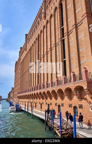 L'Hotel Hilton Molino Stucky Venice è situato sull'isola della Giudecca Italia Foto Stock