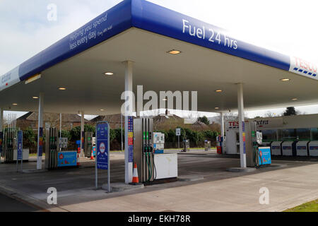 Svuotare tesco 24hr stazione di benzina nel Regno Unito Foto Stock