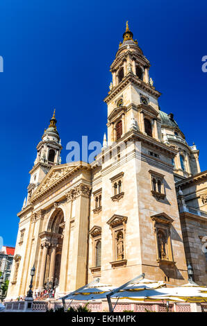 Budapest, Ungheria. Saint Stephen Basilica fu costruito in stile Neo-Classic, ma con cupola neorinascimentale. Foto Stock