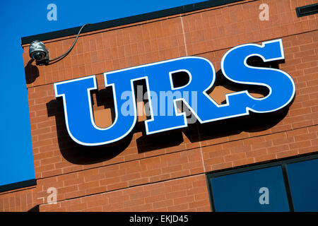 Un segno del logo al di fuori al di fuori di un edificio occupato da URS. Foto Stock